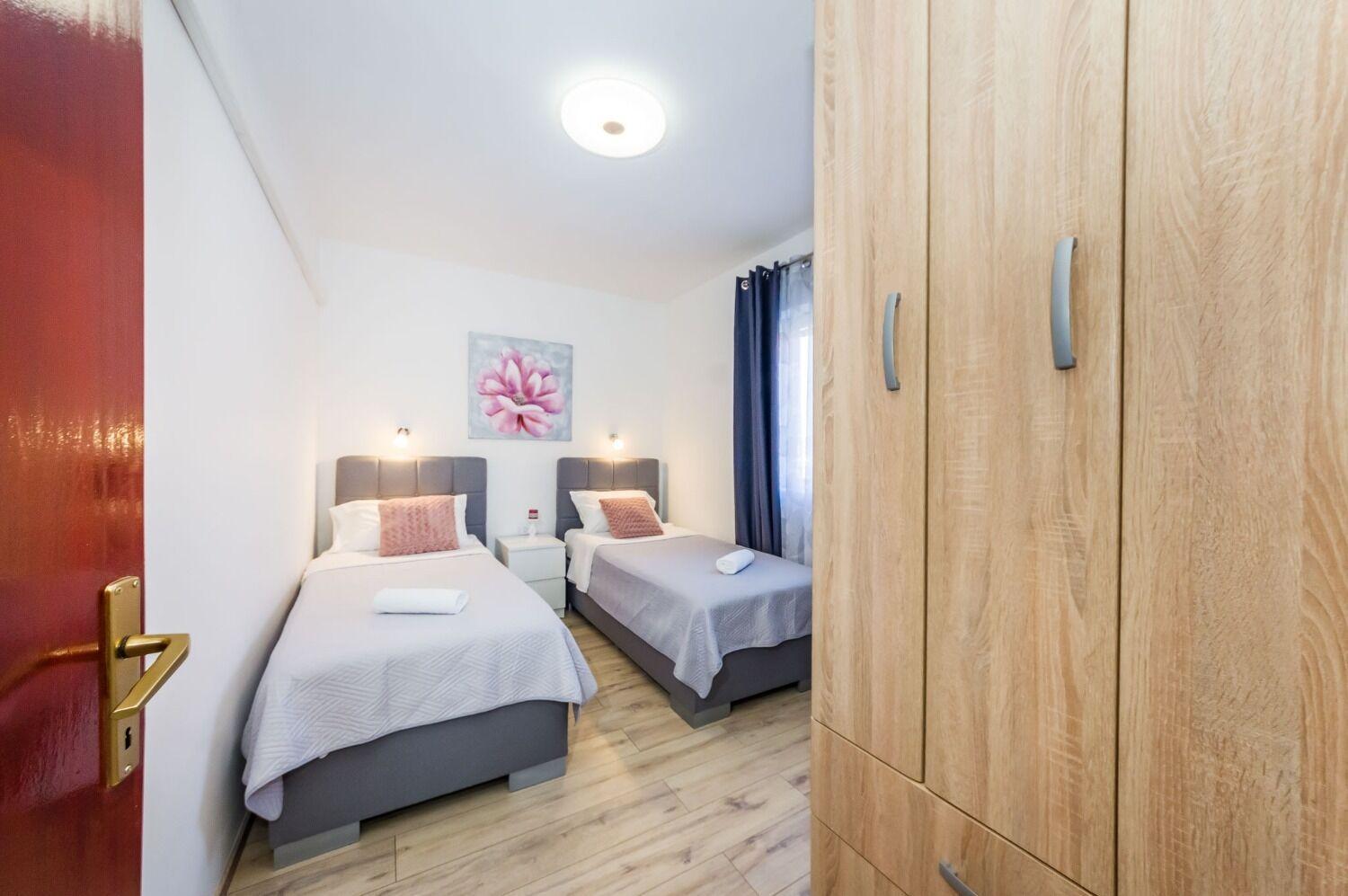 Apartments Dreamy - Free Parking Нін Екстер'єр фото