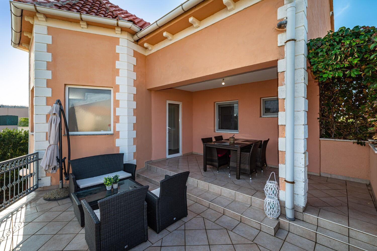 Apartments Dreamy - Free Parking Нін Екстер'єр фото